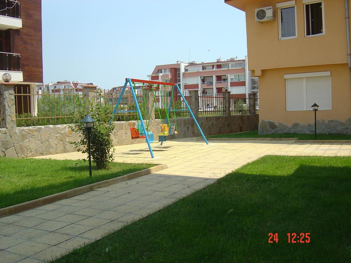 Casa Brava 2 Apartments Sveti Vlas Buitenkant foto