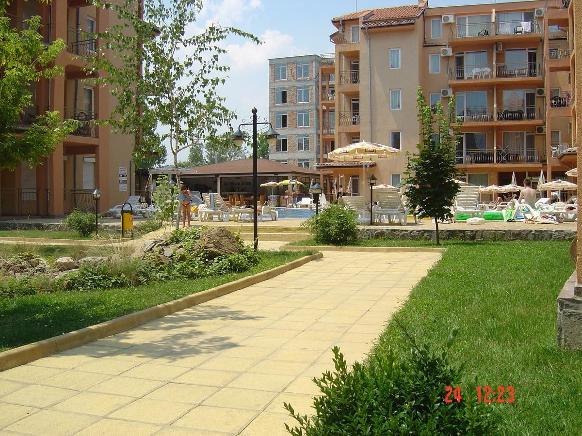 Casa Brava 2 Apartments Sveti Vlas Buitenkant foto