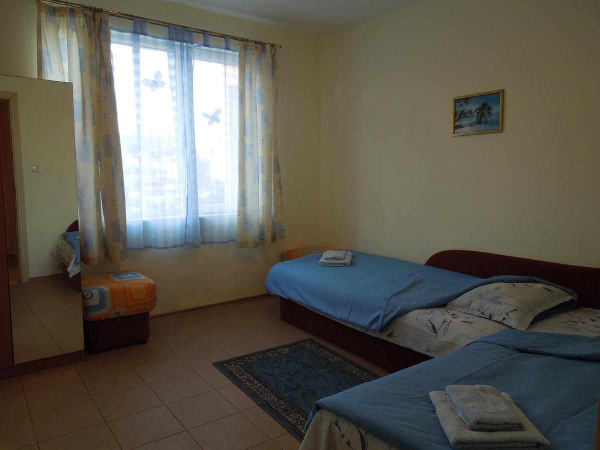 Casa Brava 2 Apartments Sveti Vlas Buitenkant foto