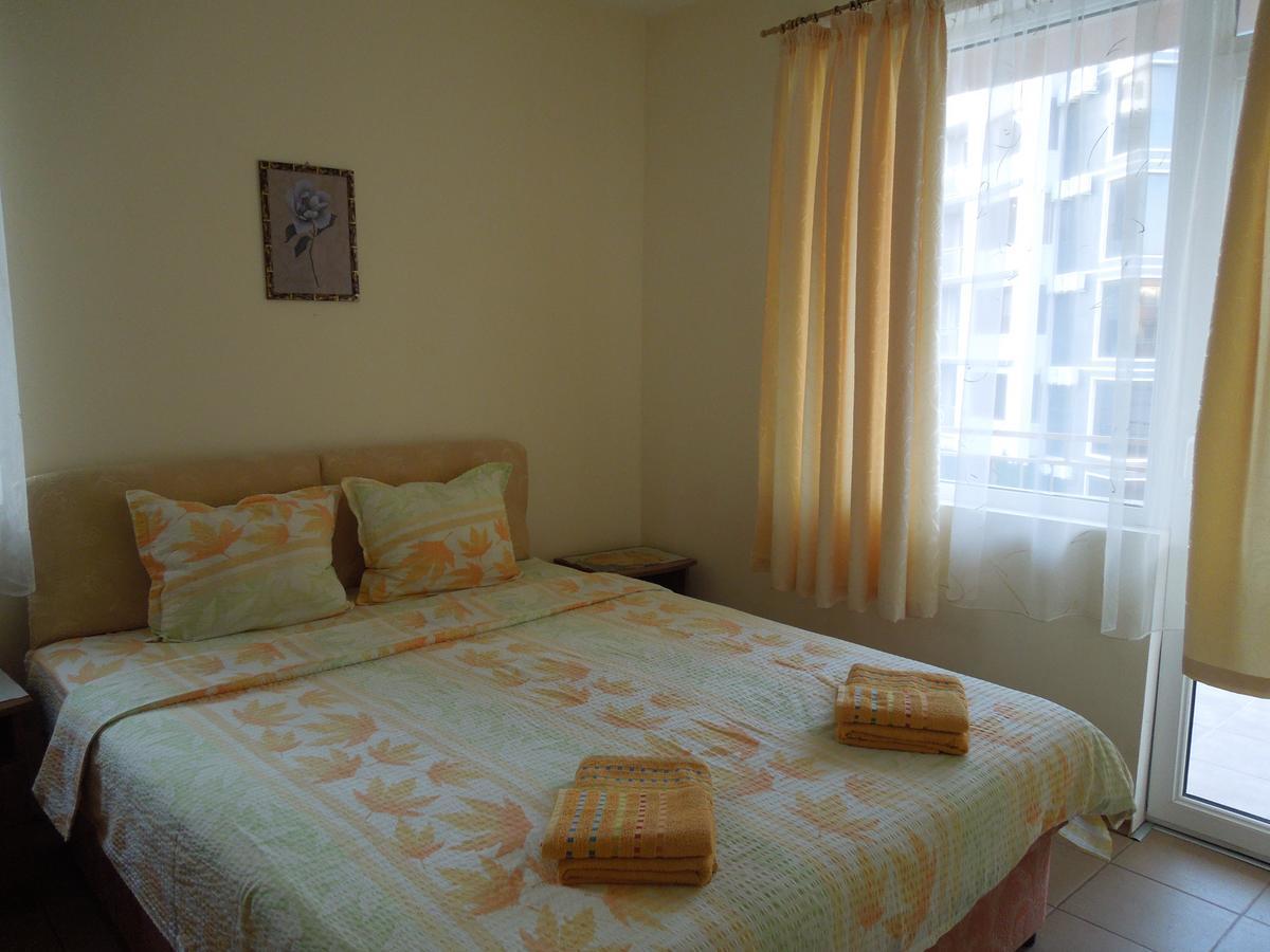 Casa Brava 2 Apartments Sveti Vlas Buitenkant foto