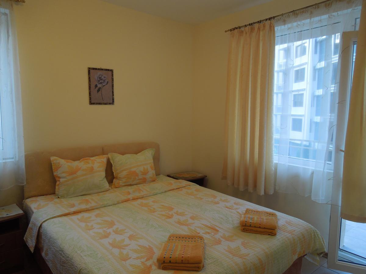 Casa Brava 2 Apartments Sveti Vlas Buitenkant foto
