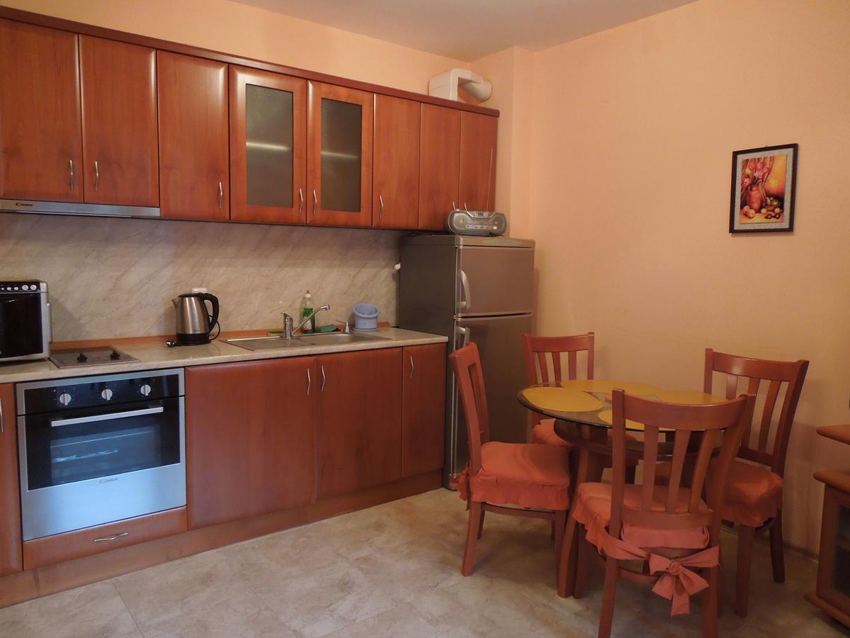 Casa Brava 2 Apartments Sveti Vlas Buitenkant foto